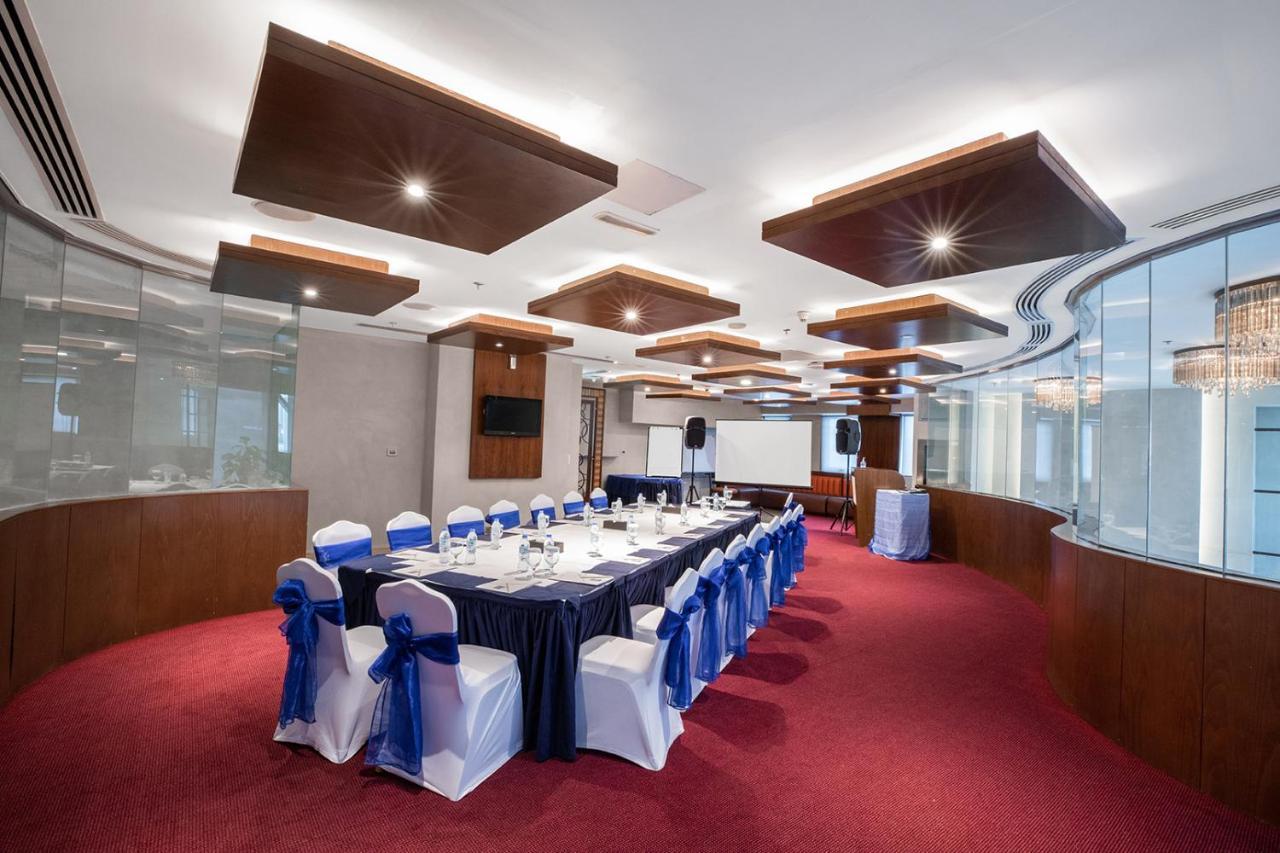 Premiere - Aparthotel 4*